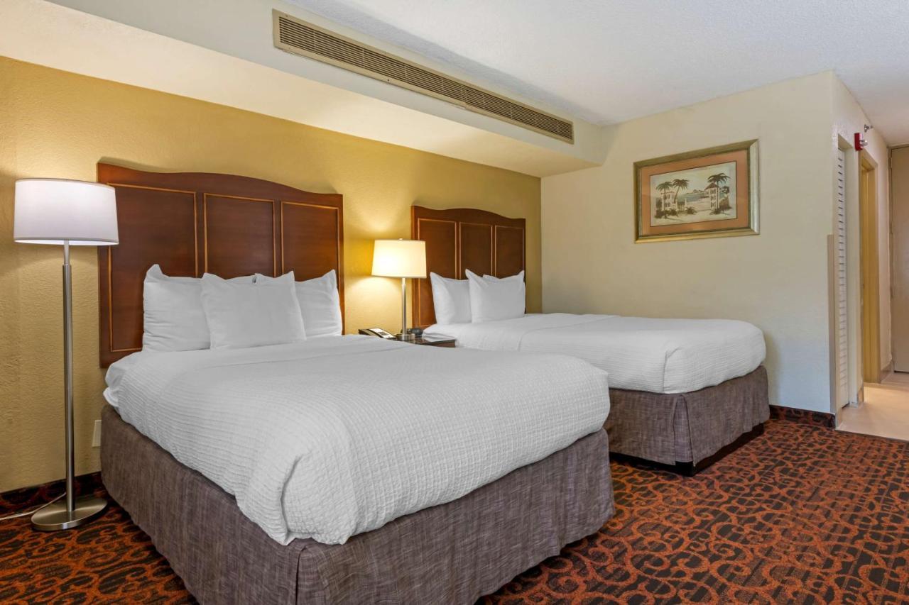 Best Western Plus North Miami-Bal Harbour Esterno foto
