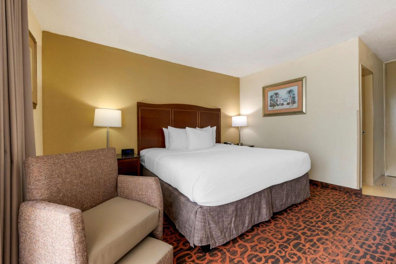 Best Western Plus North Miami-Bal Harbour Esterno foto