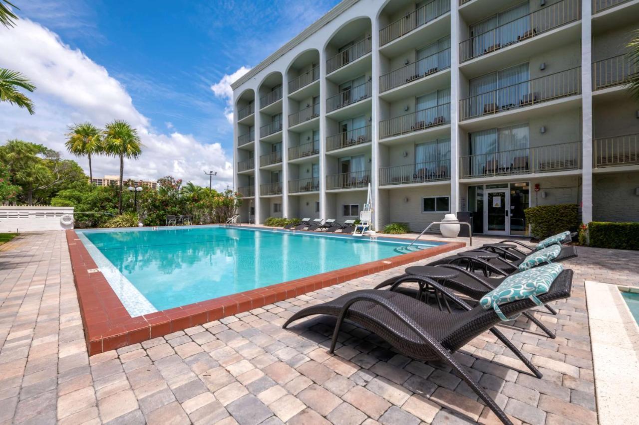 Best Western Plus North Miami-Bal Harbour Esterno foto