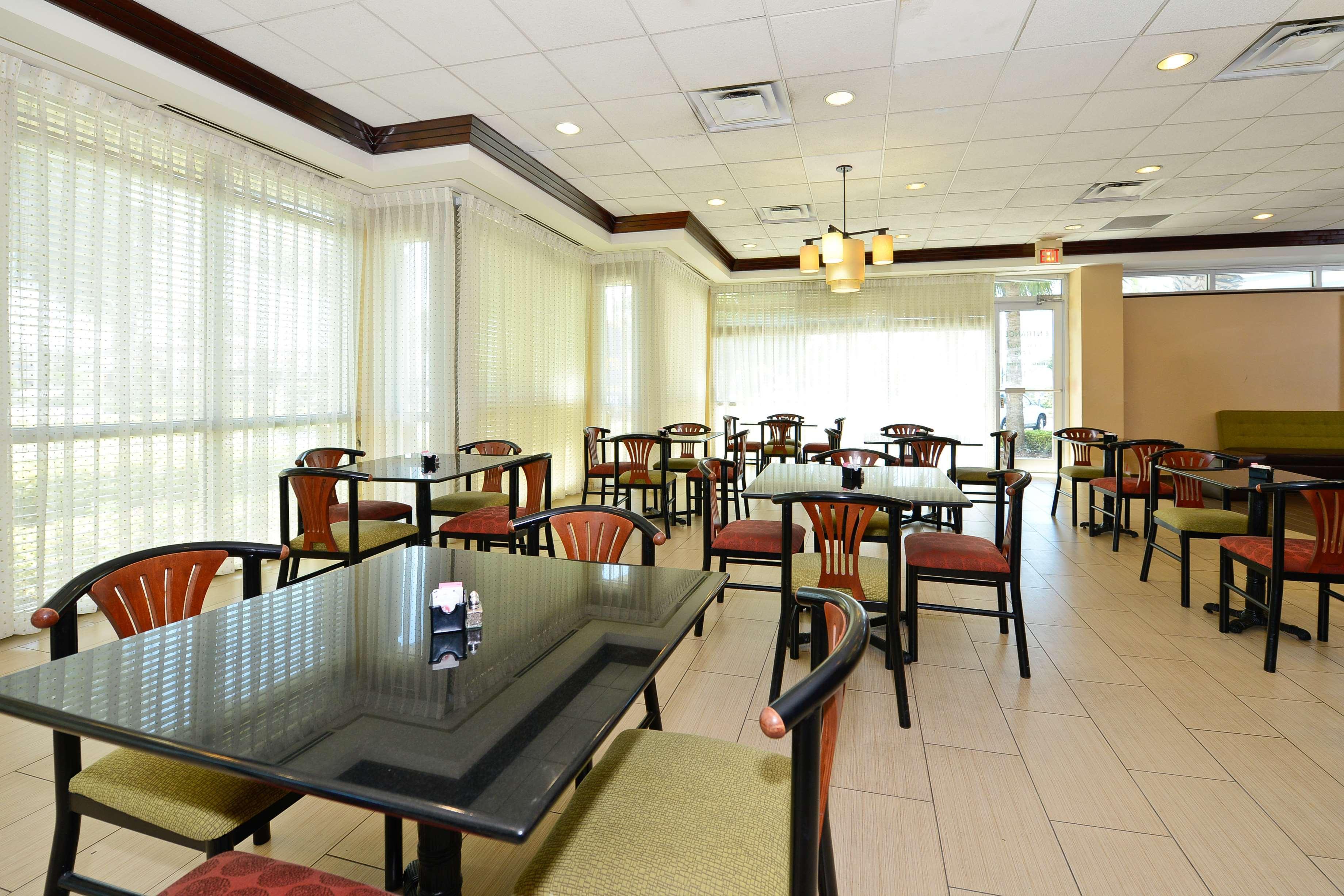 Best Western Plus North Miami-Bal Harbour Esterno foto