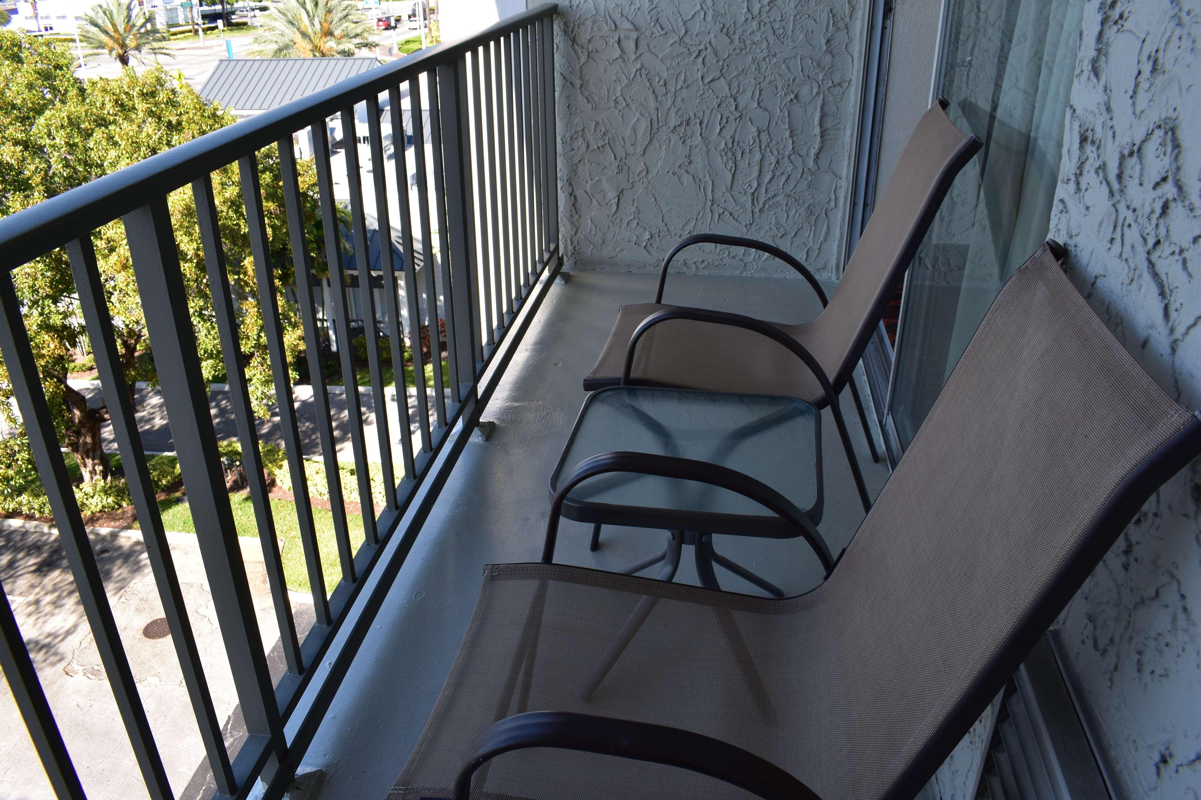 Best Western Plus North Miami-Bal Harbour Esterno foto